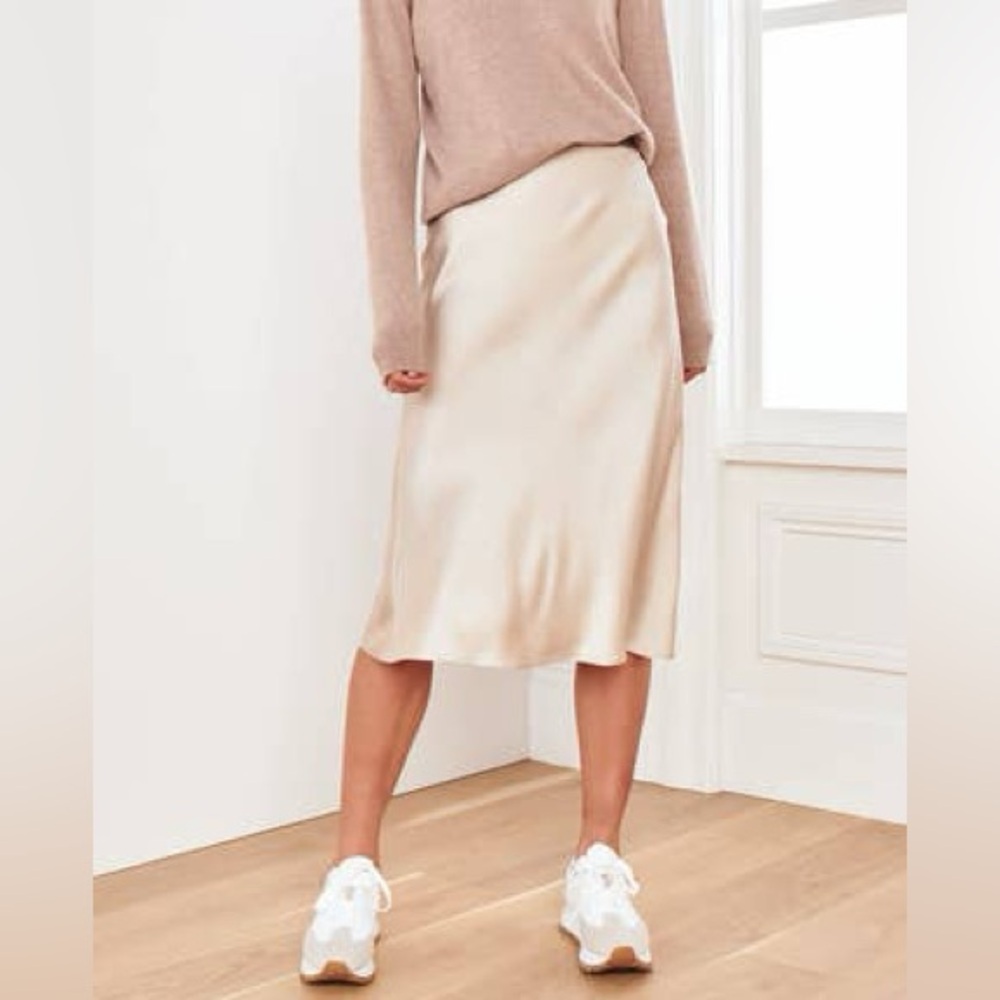 Quince Washable Silk Skirt in Champagne, size Medium